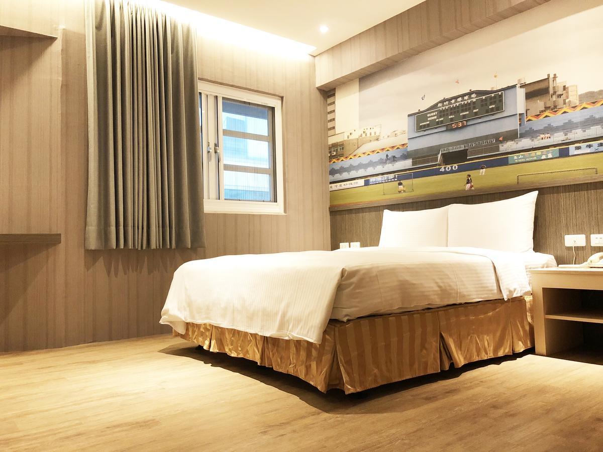 La Hotel-Baseball Theme Hall Гаосюн Екстер'єр фото